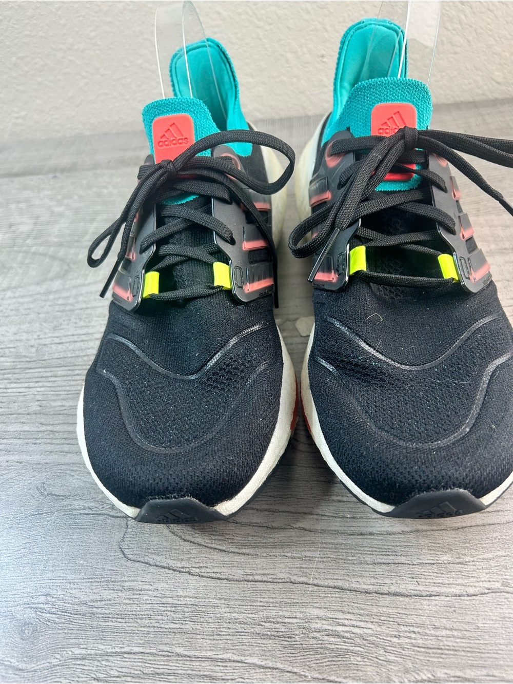 Adidas Ultraboost 22 Black Teal Coral Accent Running Shoes Men’s Size 9.5 - Picture 7 of 11